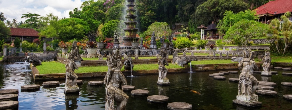 Храм в районе Чандидаса на Бали